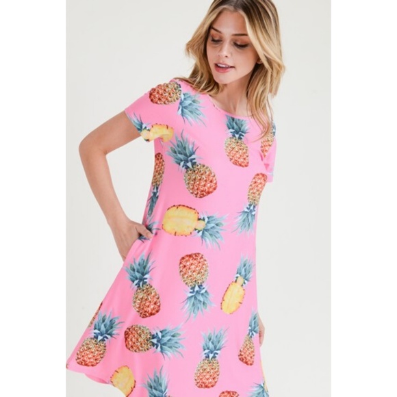Women's Pineapple Print Fit and Flare Summer Dress - Picture 3 of 8